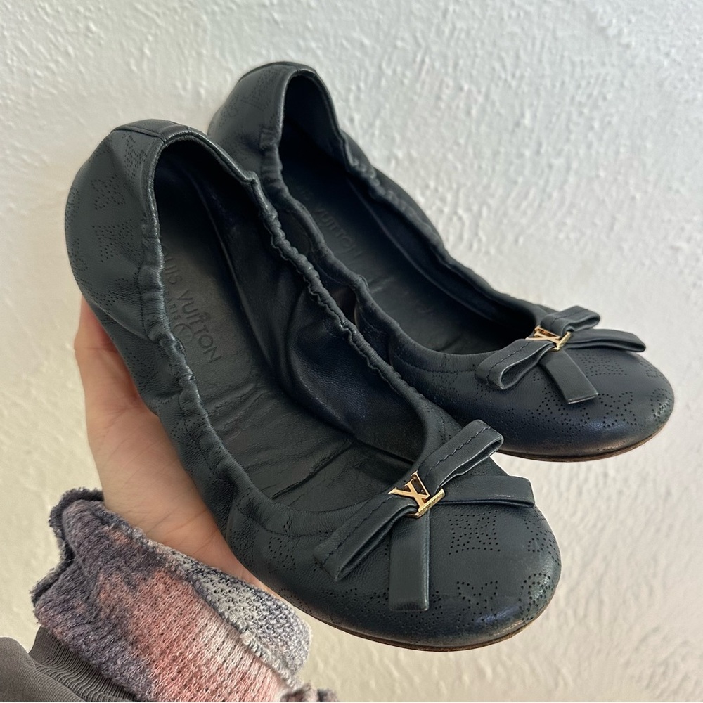 Louis Vuitton Black Leather Ballet Flats with Bow